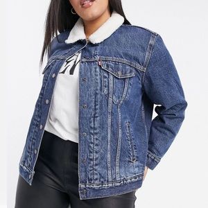 Plus size Levi’s EX BOYFRIEND SHERPA TRUCKER JACKET